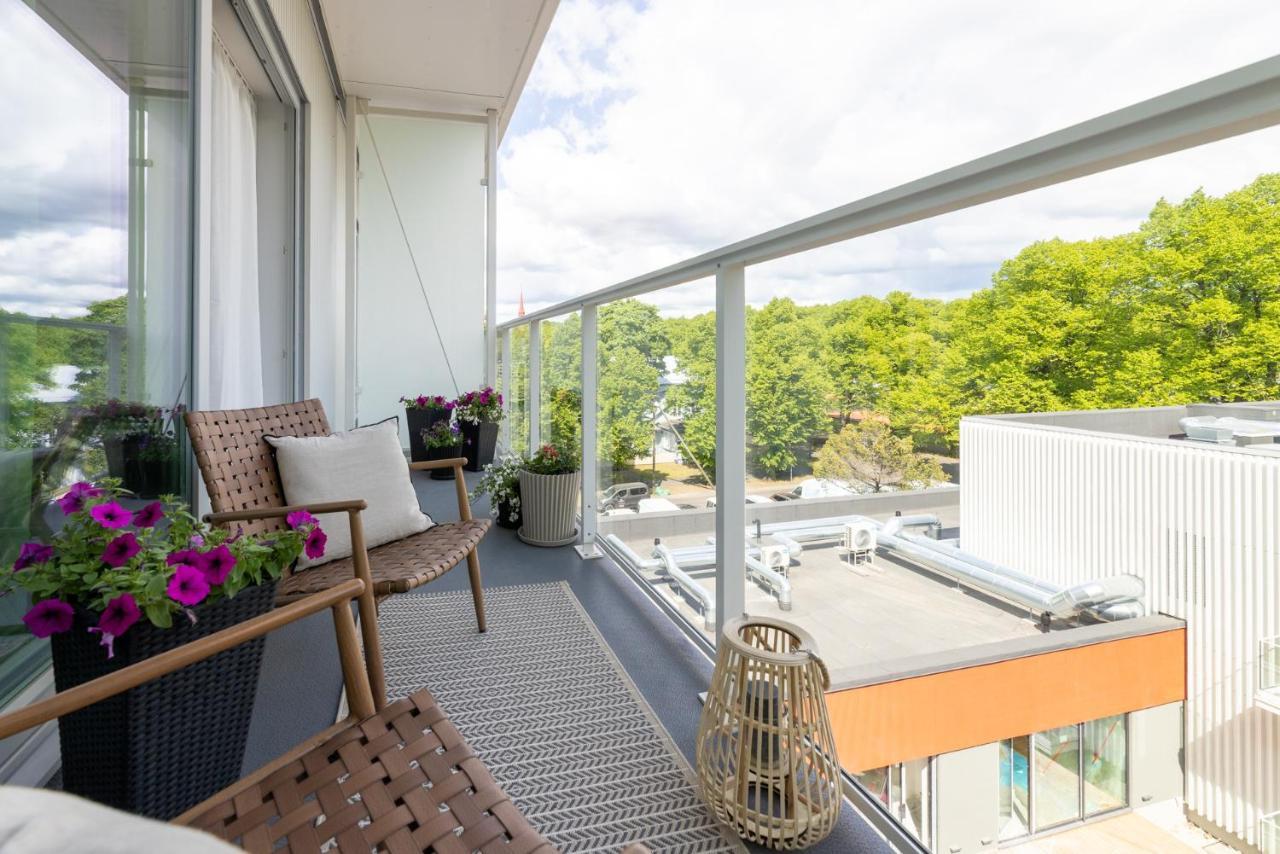 Tempus Te Aparts With Balcony Apartment