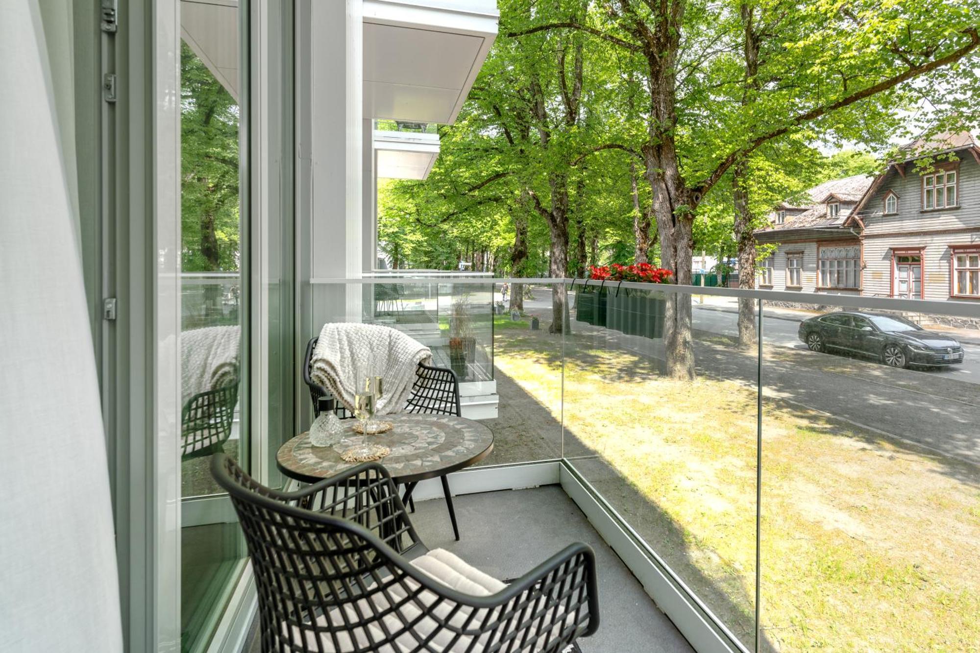 Tempus Te Aparts With Balcony Korter *